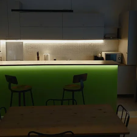 דירה Obor Oasis --secured Parking Nearby --self Check-in-- 1min Metro Station *