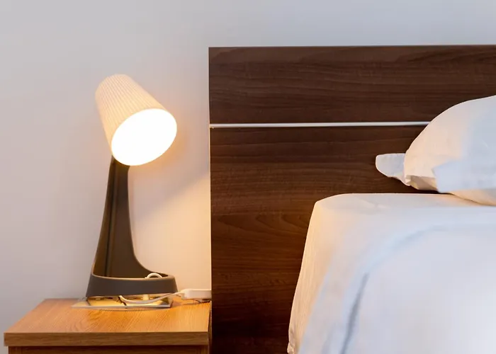 Obor Oasis --secured Parking Nearby --self Check-in-- 1min Metro Station Апартаменты *