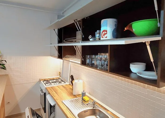 Appartement Obor Oasis --secured Parking Nearby --self Check-in-- 1min Metro Station *