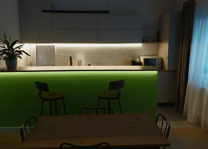 Apartman Obor Oasis --secured Parking Nearby --self Check-in-- 1min Metro Station *